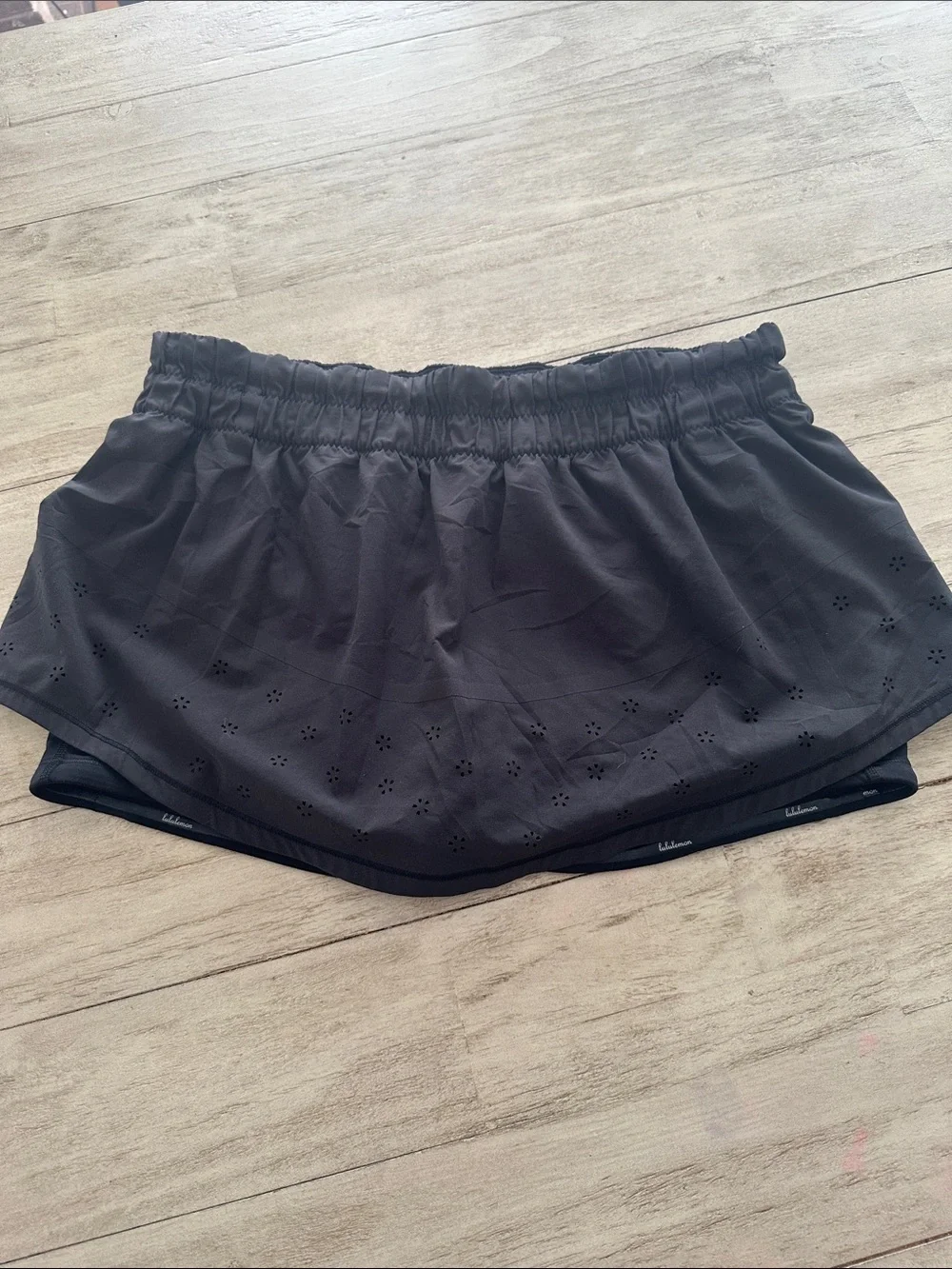 Lululemon Run: Breeze By Skirt Laser Cut charcoal gray 10